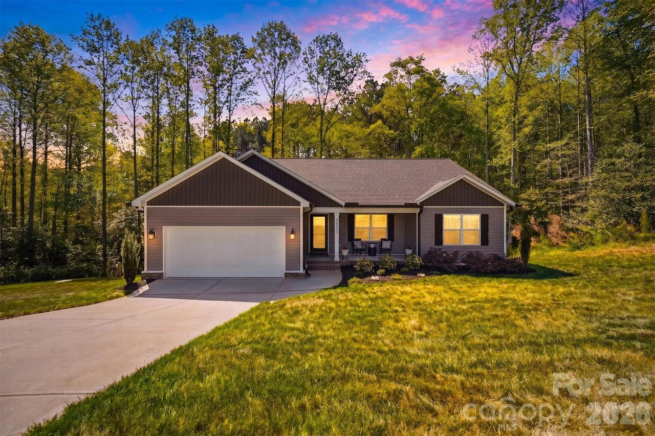 5693 Silver Bell Ln., Granite Falls, NC 28630