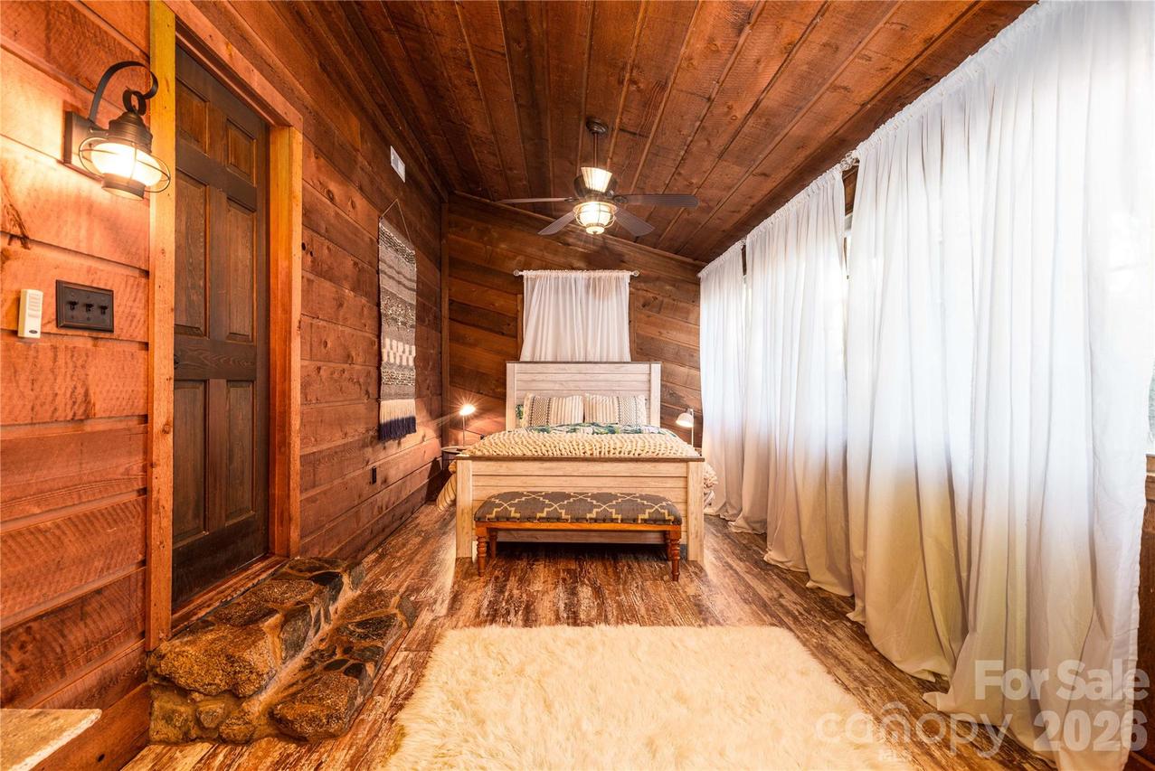 221 Pineville Matthews Rd., Matthews, NC 28105