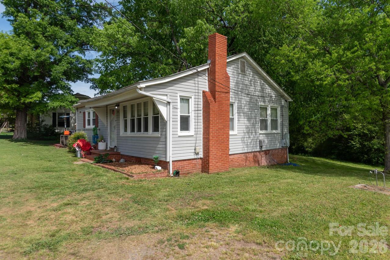 33 Central Heights Dr., Concord, NC 28025