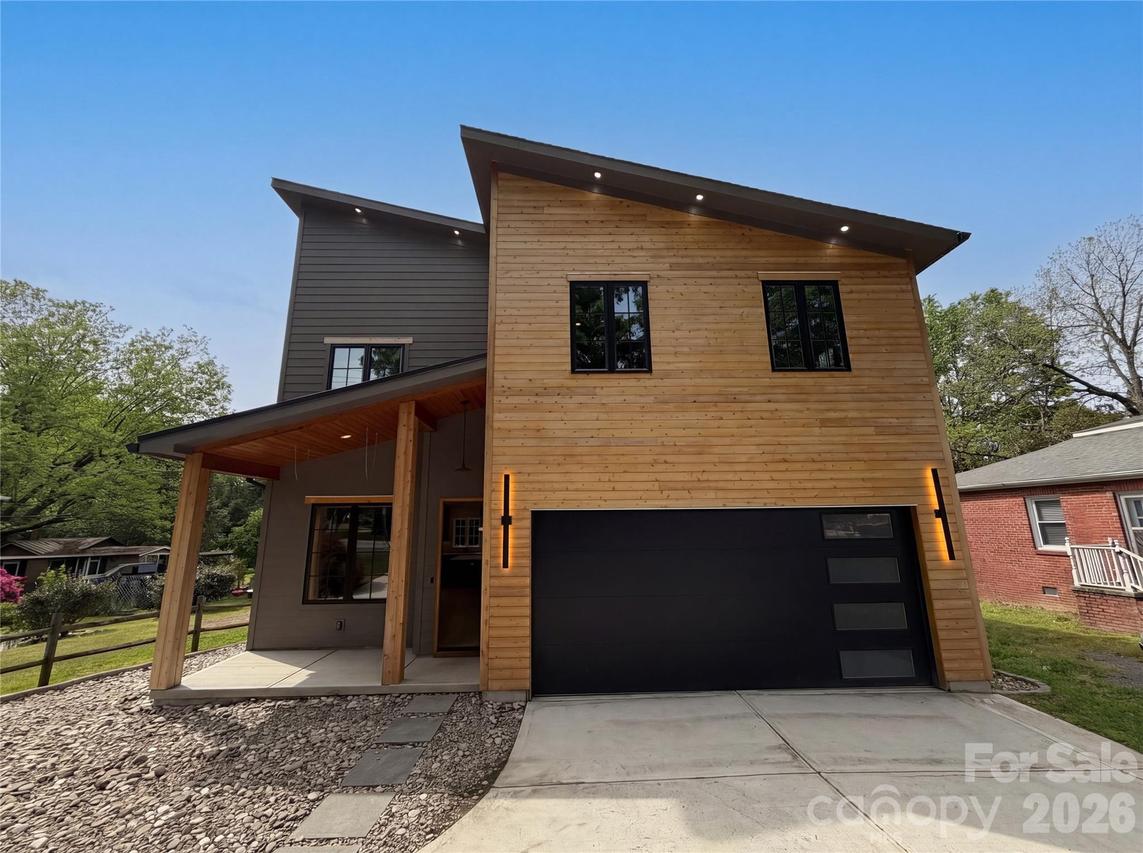 1609 Richland Dr., Charlotte, NC 28205