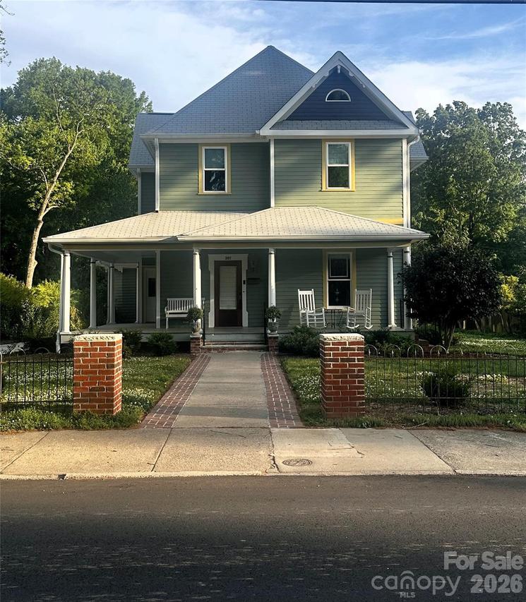 207 W Academy St., Cherryville, NC 28021