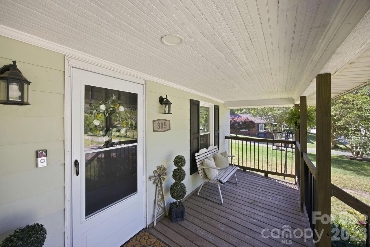 305 Bost Cir., Rockwell, NC 28138