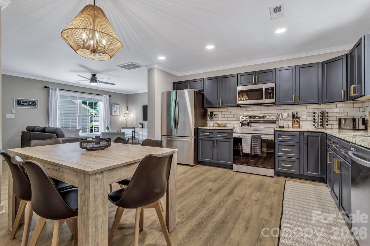 21 Carolinda Ln., Waynesville, NC 28786