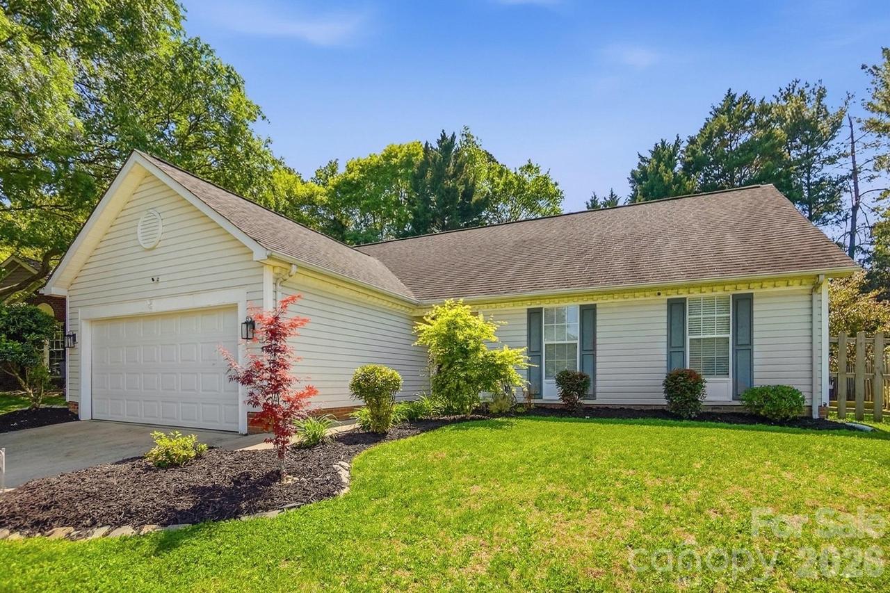 3419 Pondridge Ct., Charlotte, NC 28269