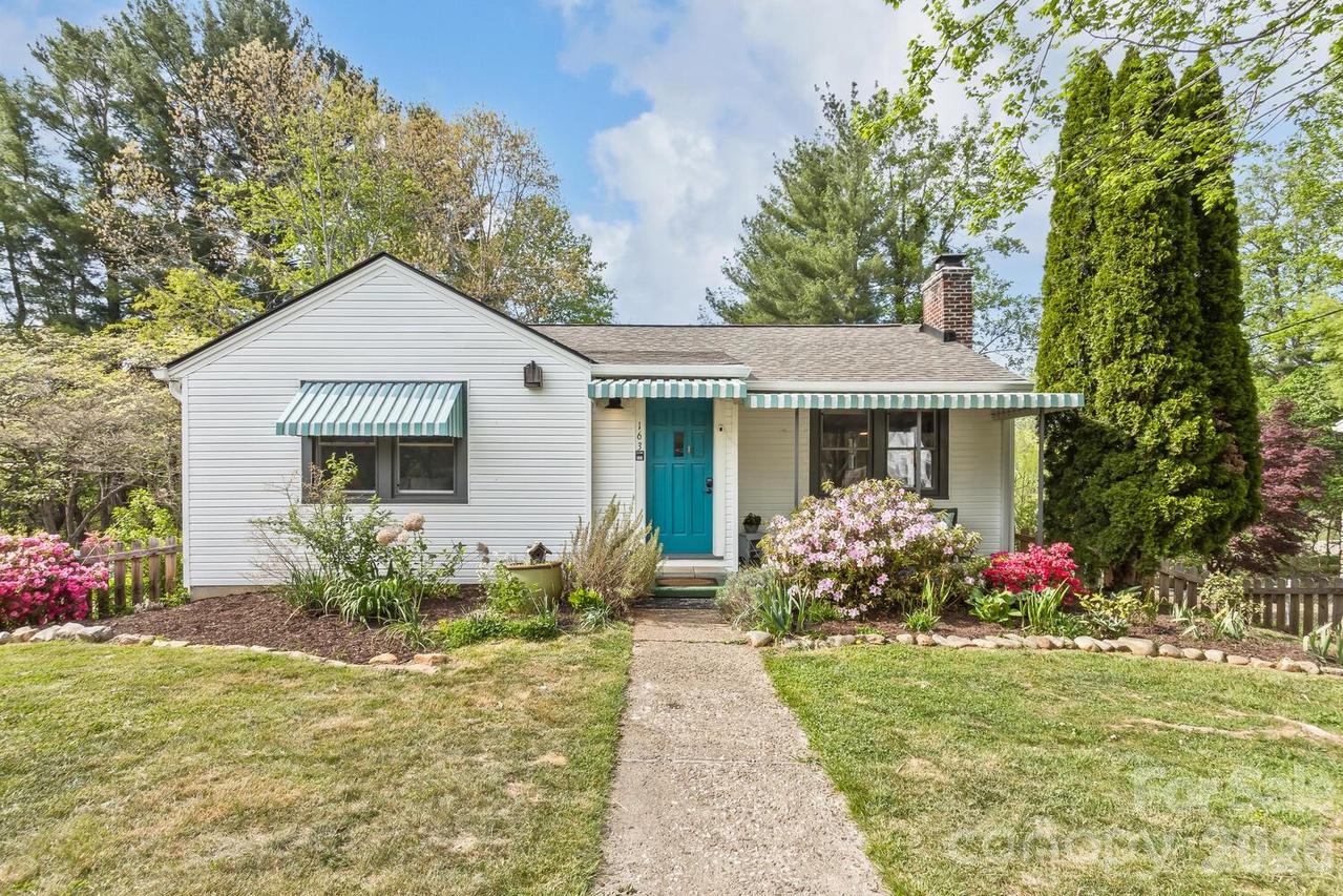 163 Arthur Rd., Asheville, NC 28806