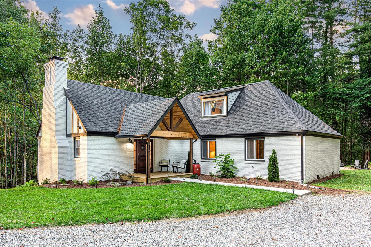 840 Jenkins Valley Rd., Alexander, NC 28701