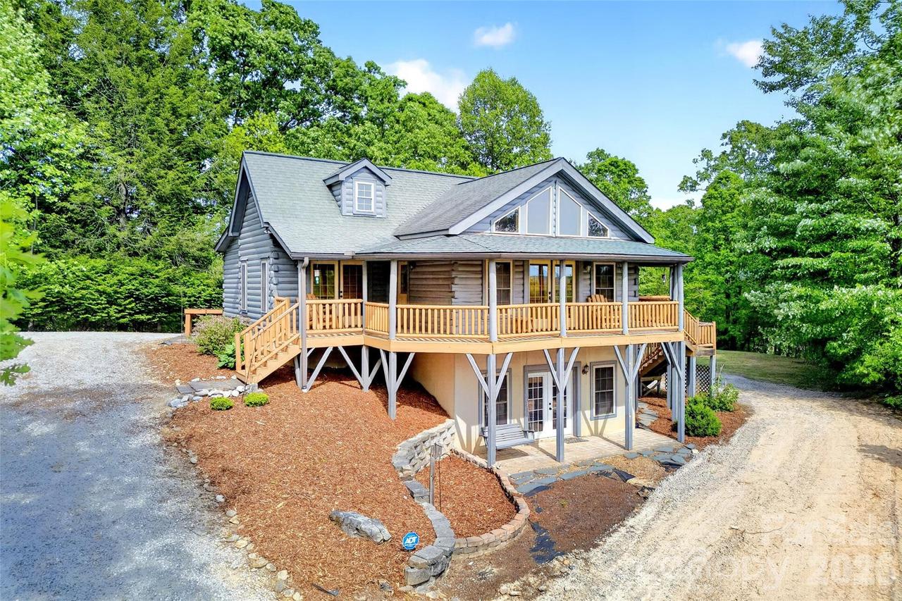 71 Browns Crossing Dr., Marion, NC 28752