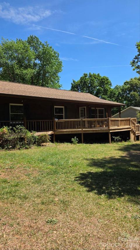 2008 Rock Springs Cir., Denver, NC 28037