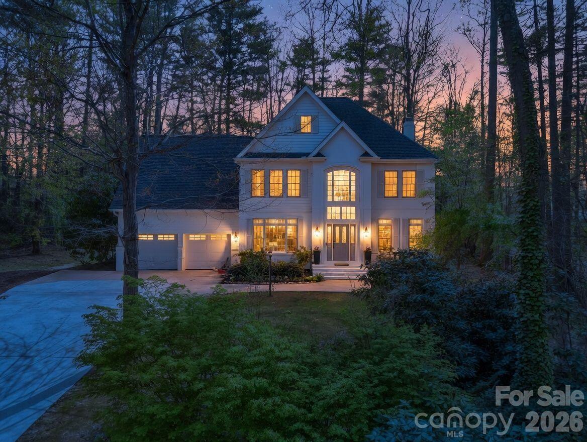 311 Red Fox Cir., Asheville, NC 28803