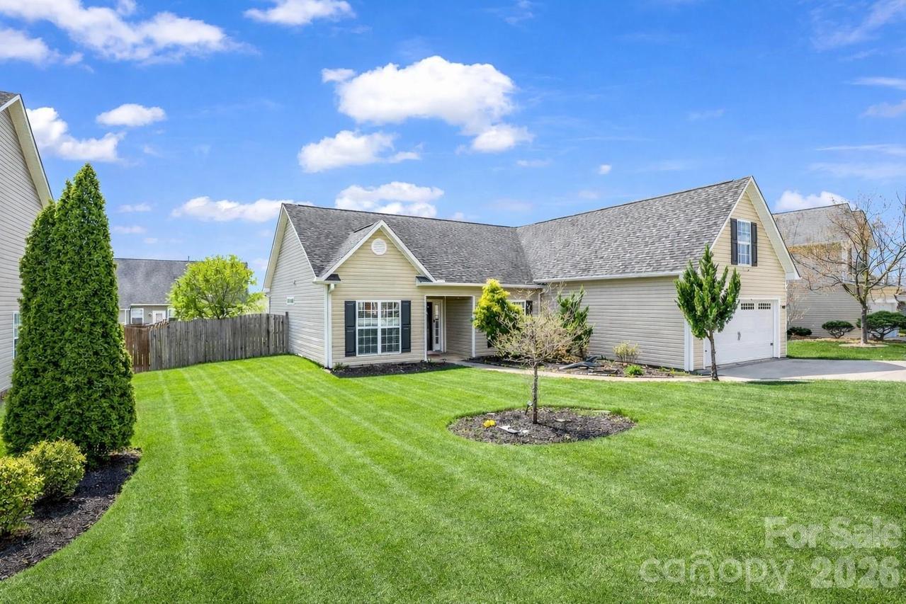 33 Lumber River Rd., Fletcher, NC 28732