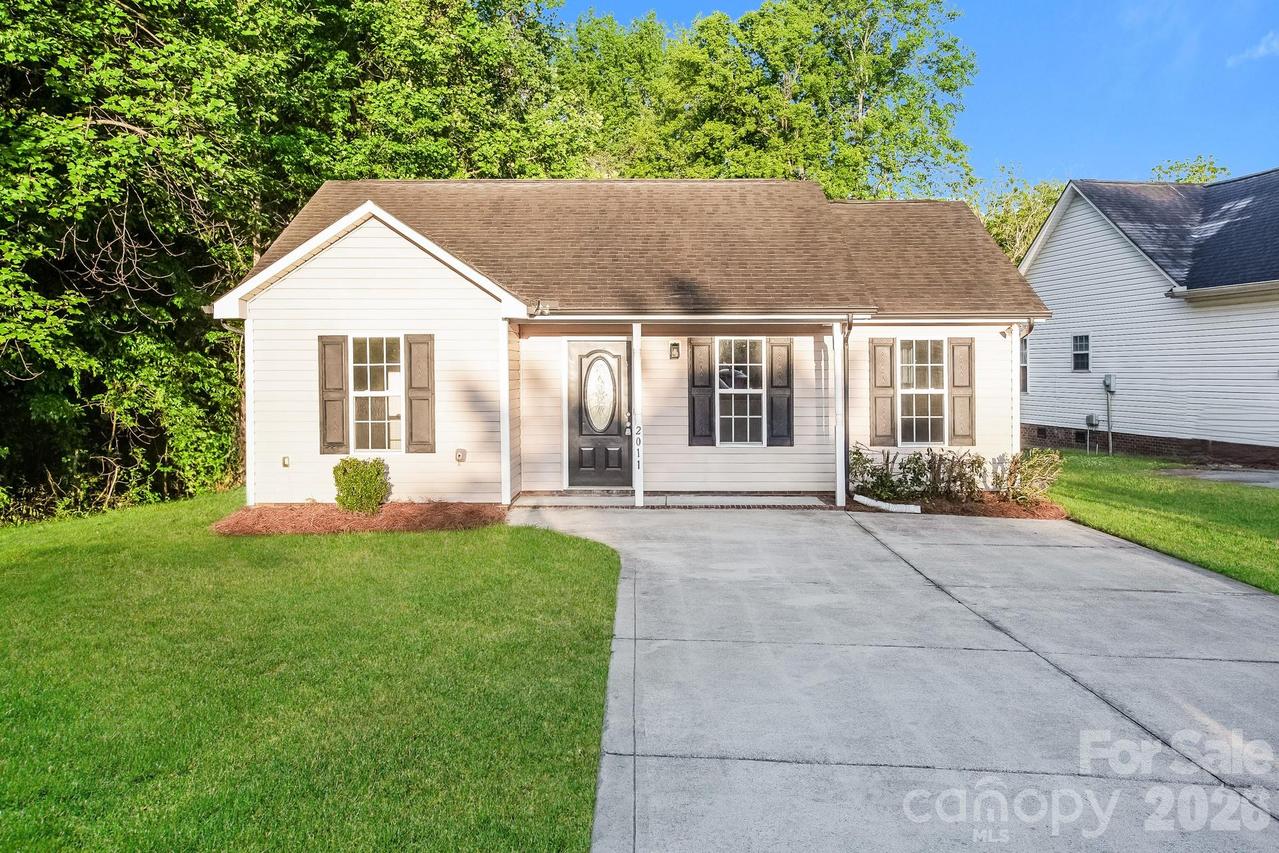 2011 Samantha Dr., Kannapolis, NC 28083