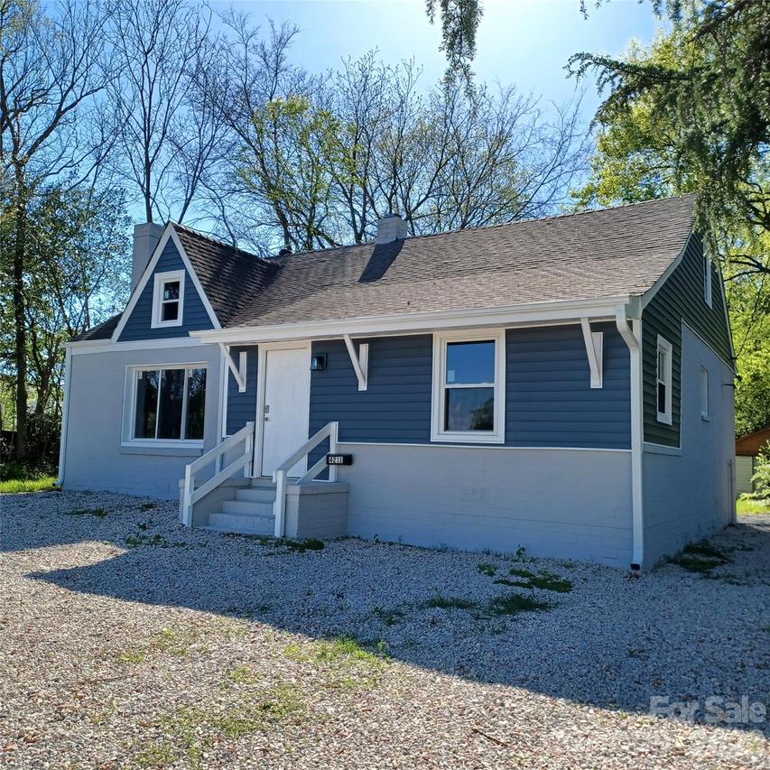 4211 Major St., Charlotte, NC 28208