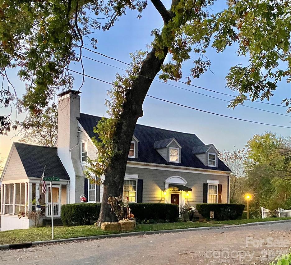 9 Crescent Ave., Marion, NC 28752