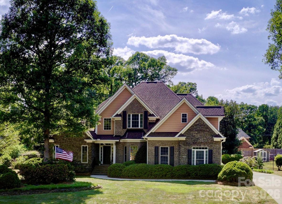 279 Woodstream Cir., Mooresville, NC 28117