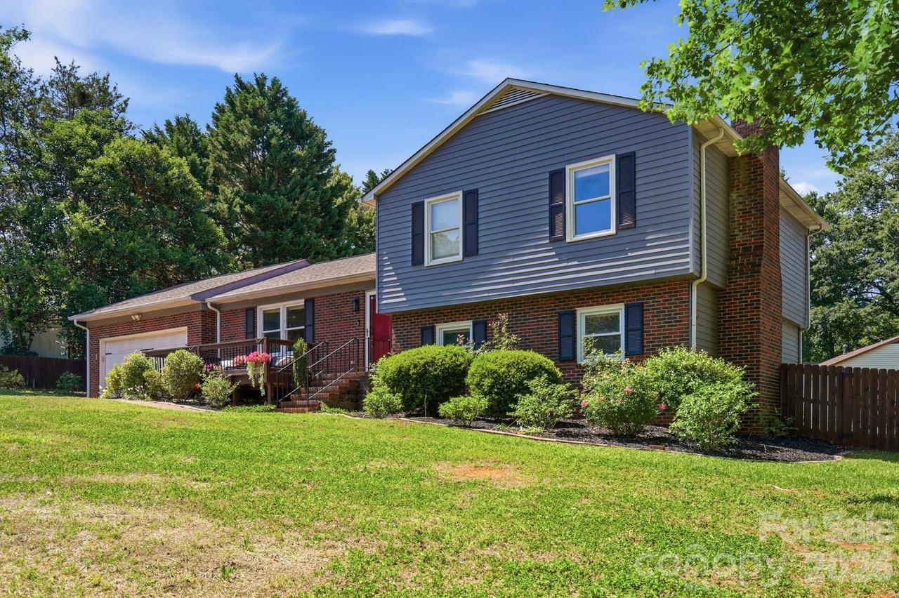 3818 Wild Country Way, Gastonia, NC 28054