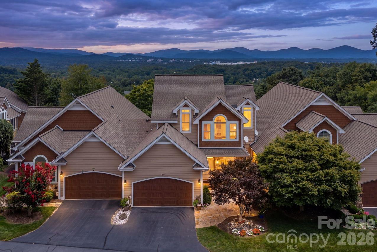 20 N Mission Hills Ct., Mills River, NC 28759