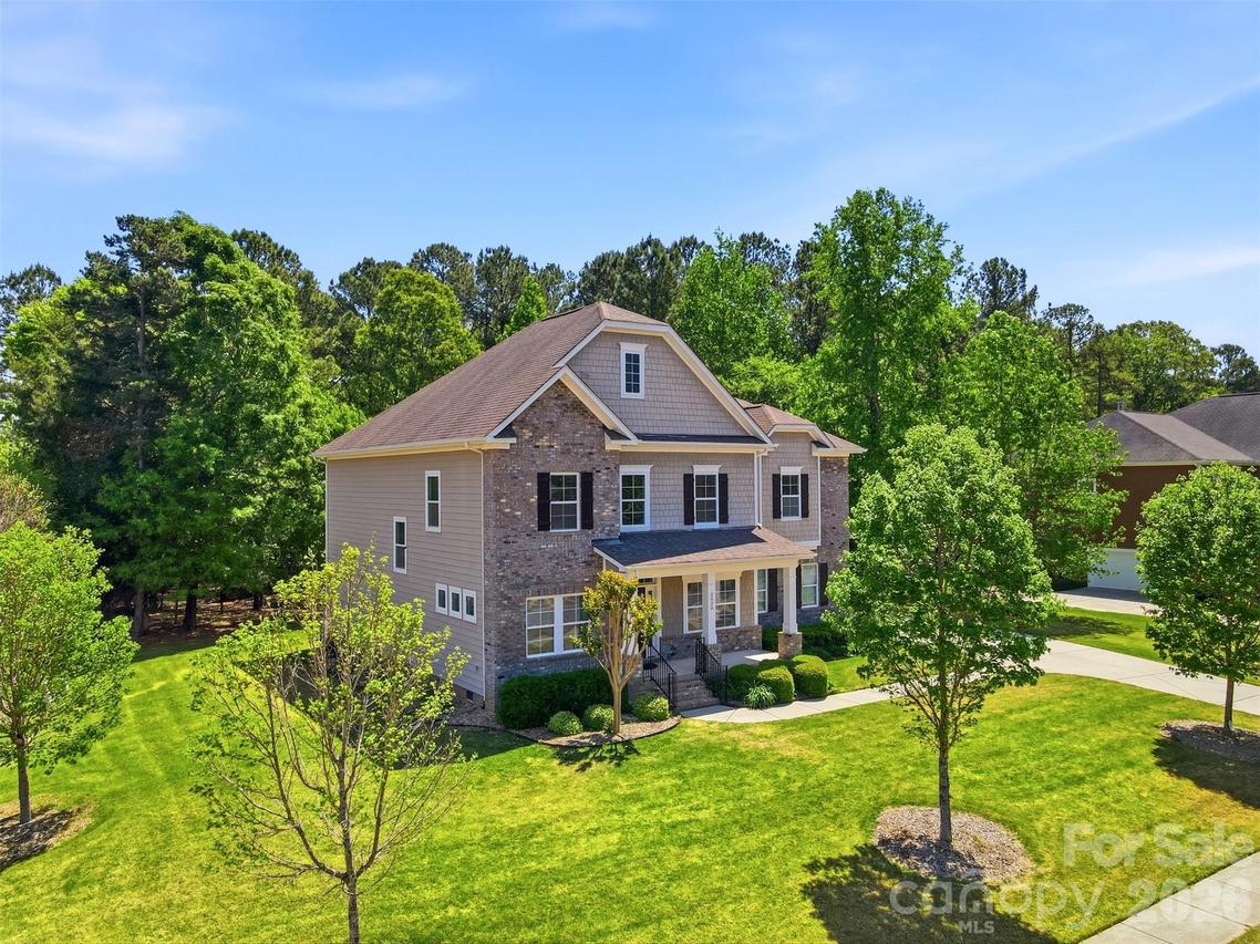 2020 Madeira Cir., Waxhaw, NC 28173