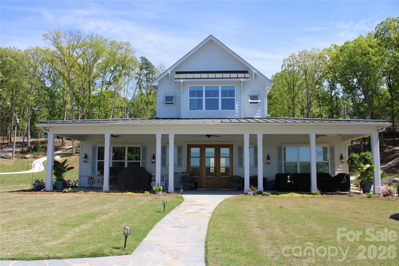 8838 Lynn Parker Ln., Charlotte, NC 28278