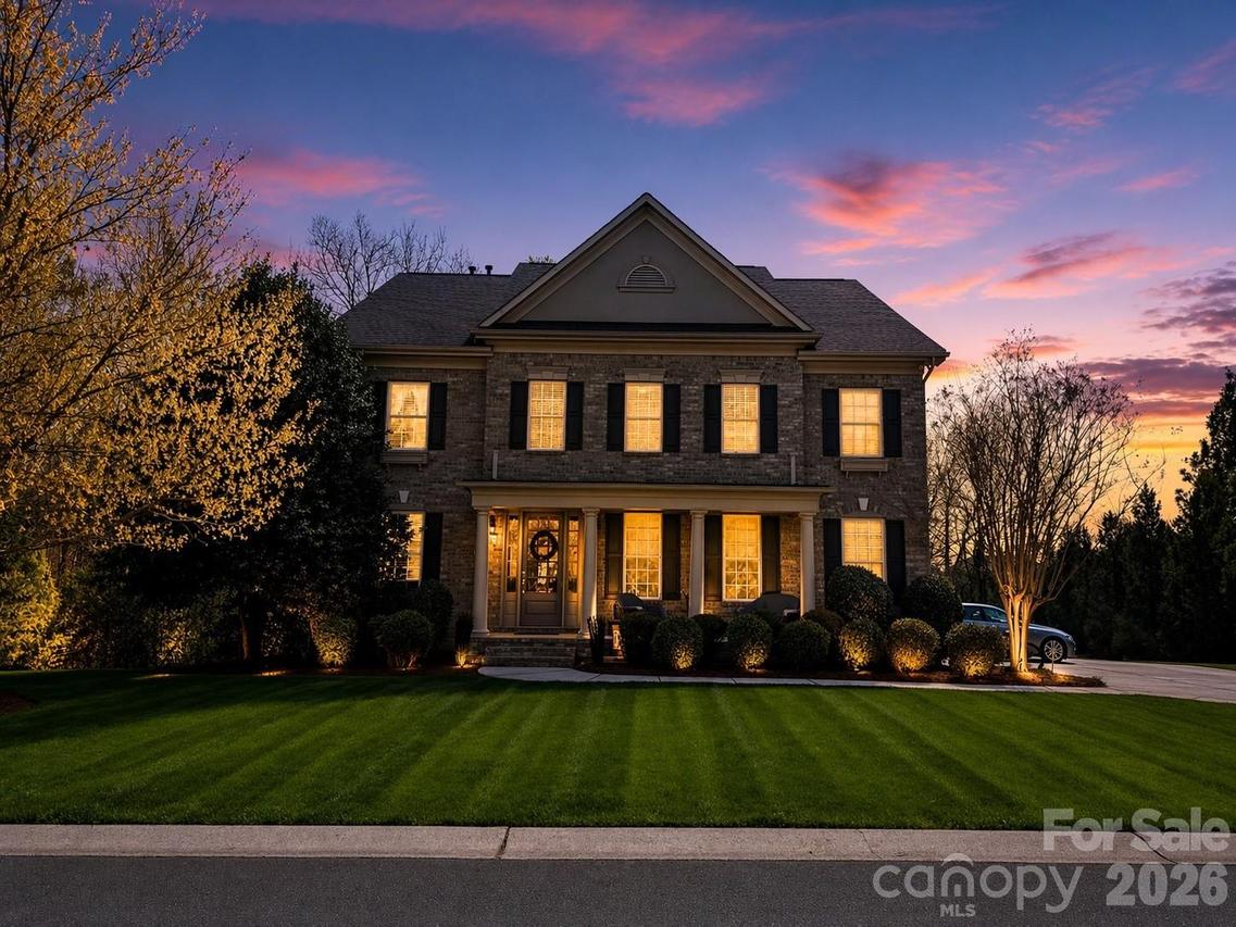 2301 Worthington Dr., Matthews, NC 28104