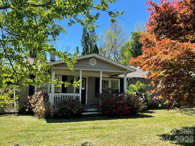 1610 Willow Rd., Hendersonville, NC 28739