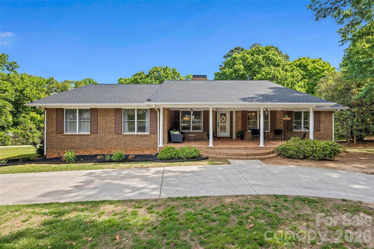 1709 Lakeview Dr., Monroe, NC 28112