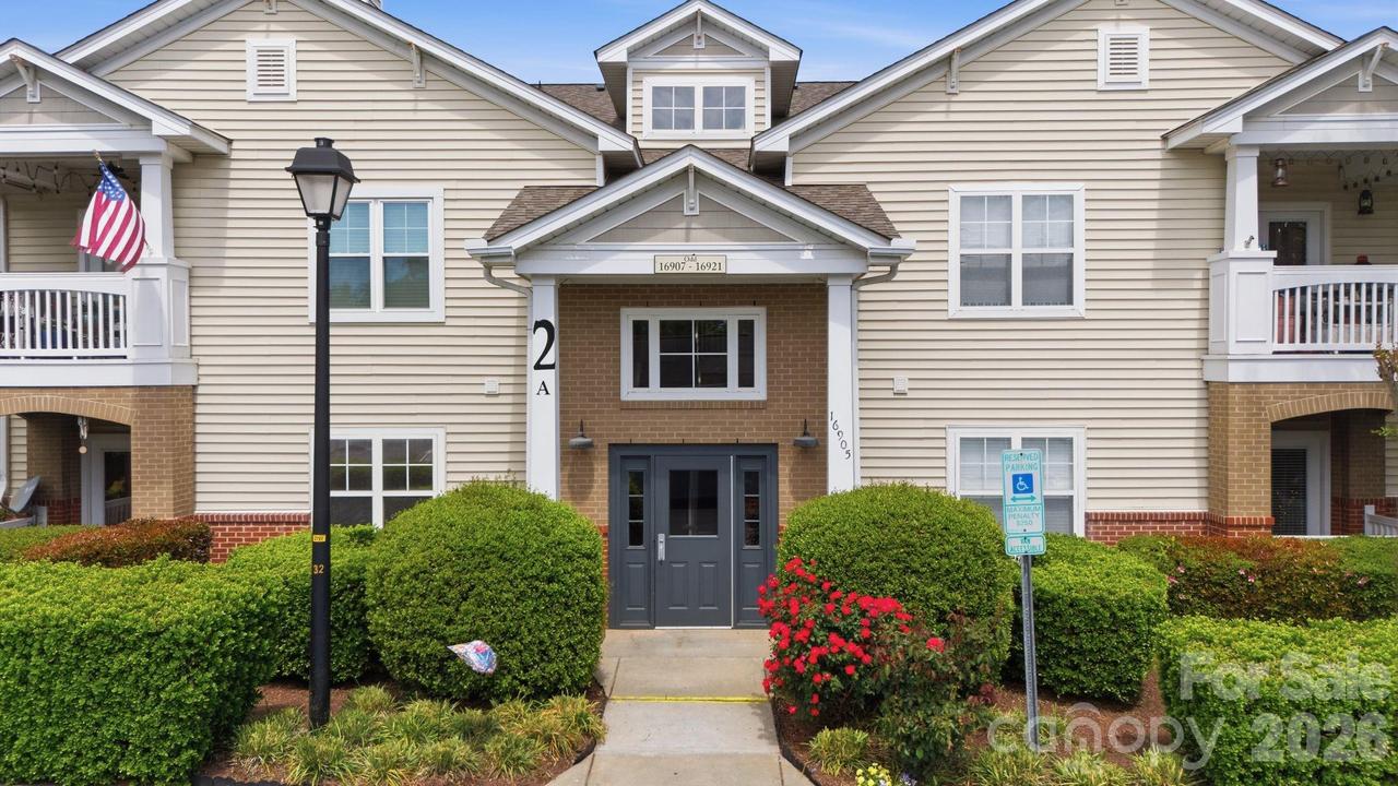 16917 Doe Valley Ct., Cornelius, NC 28031