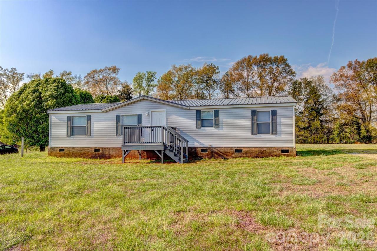 160 Baxter Way #14, Forest City, NC 28043