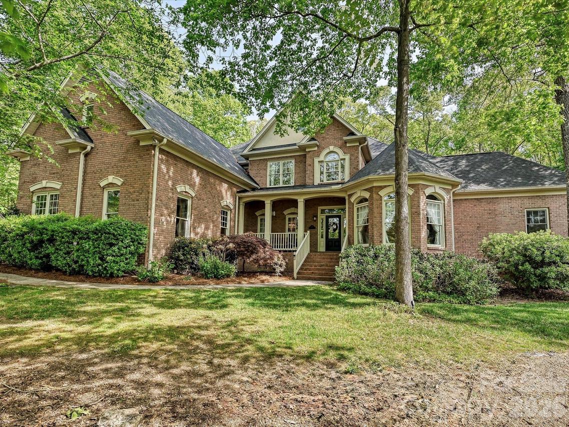 2117 Sandy Pond Ln., Waxhaw, NC 28173