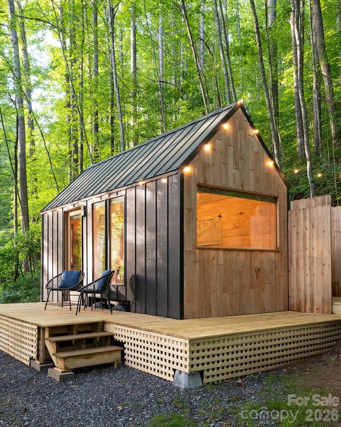 198 Quiet Forest Ln., Sylva, NC 28779