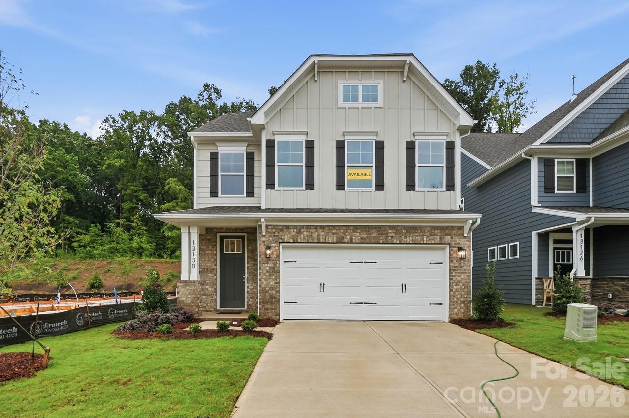 13130 Foxberry Rd., Charlotte, NC 28213