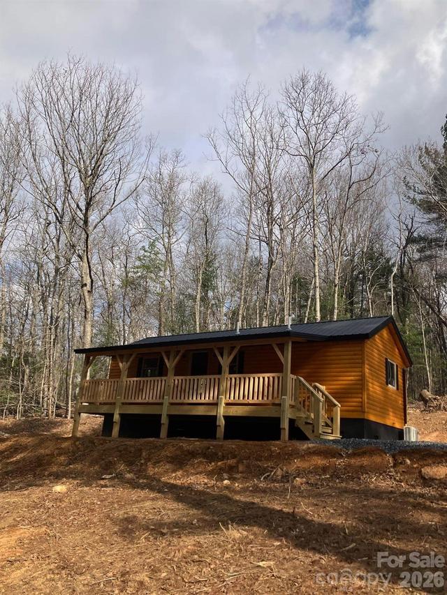 387 Tree Top Cir., Fleetwood, NC 28626