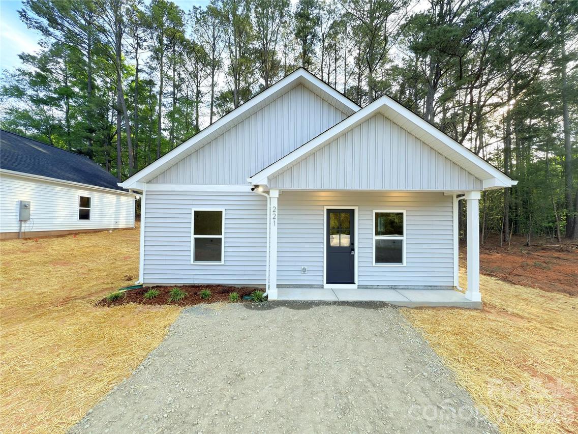 221 Carlie St., Norwood, NC 28128