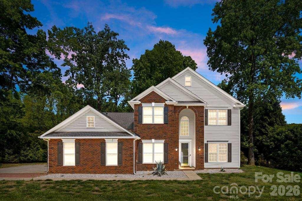 7536 Hannah Alexander Ln., Mint Hill, NC 28227
