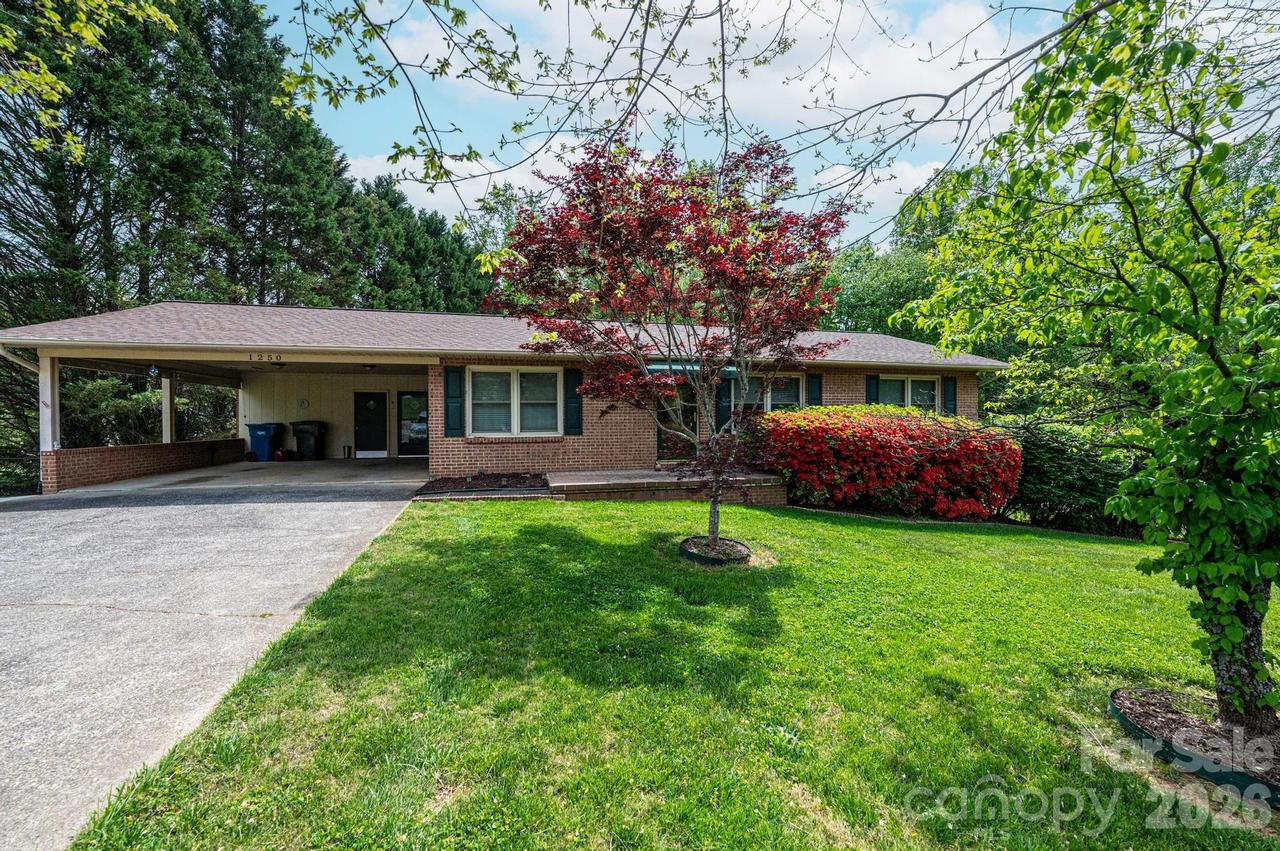 1250 21st Ave., Hickory, NC 28601