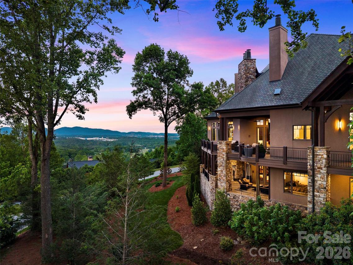 47 Ridge Pine Tr., Arden, NC 28704