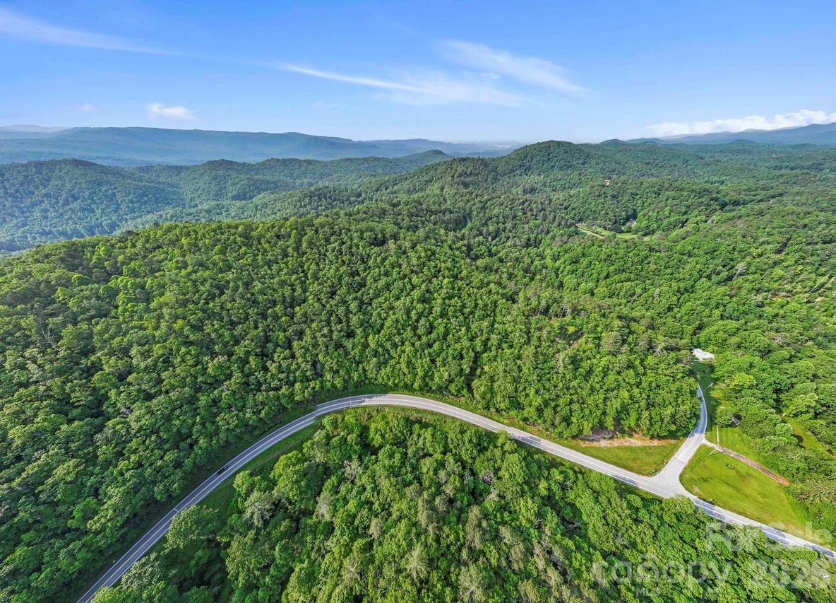 251 Paul Mccoy Rd., Lake Toxaway, NC 28747