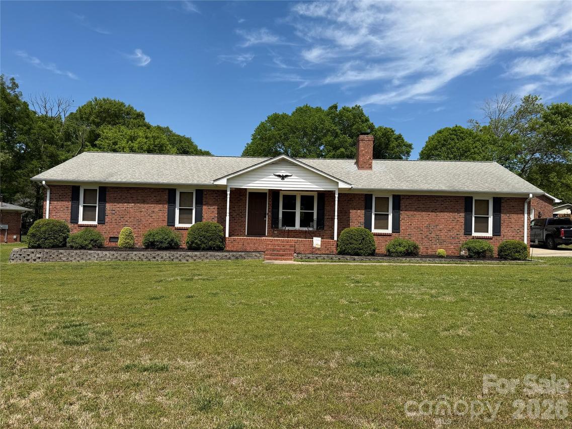 856 Rubens Rd., Concord, NC 28027