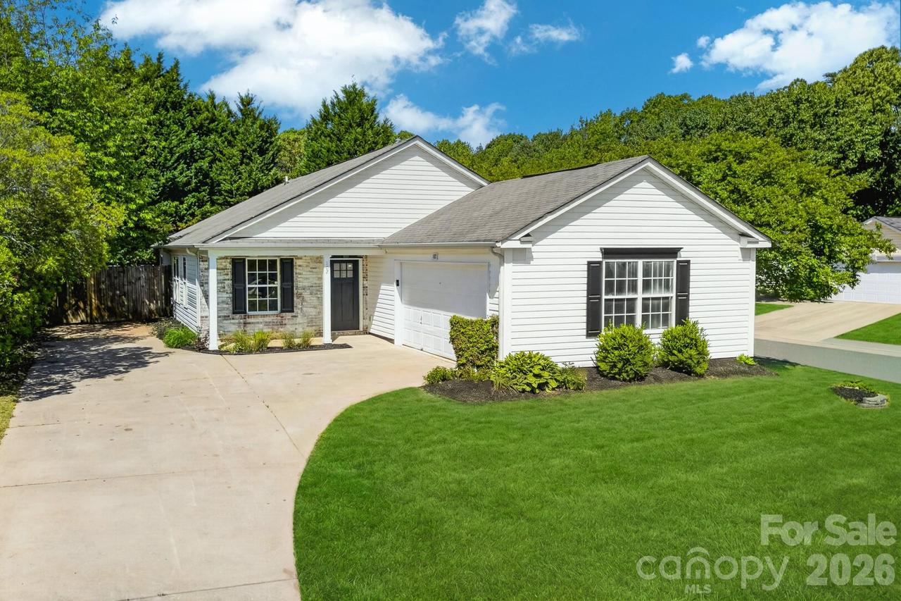 102 Daventry Pl., Mooresville, NC 28117