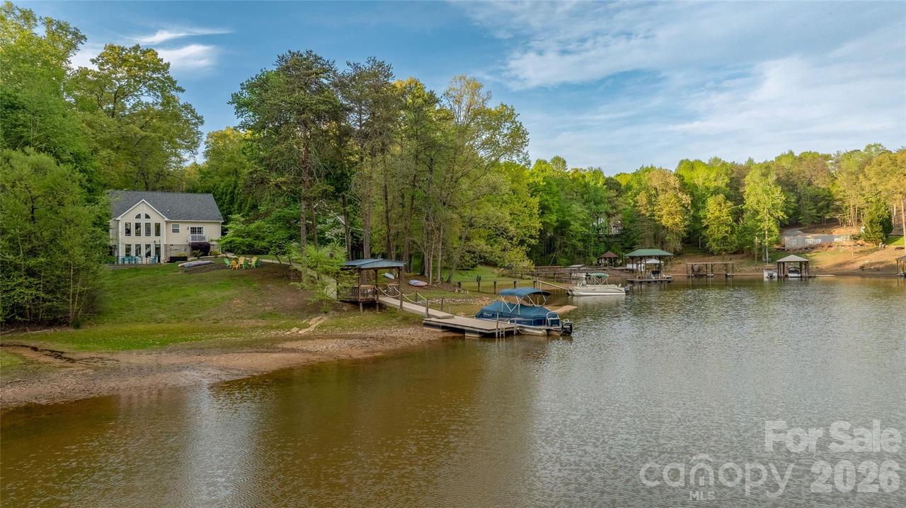 1325 Lytton Ln., Catawba, NC 28609