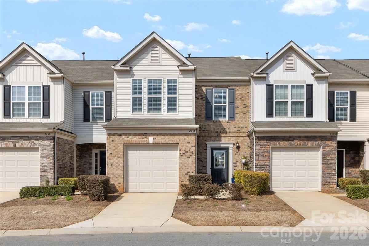 2434 Royal York Ave., Charlotte, NC 28210