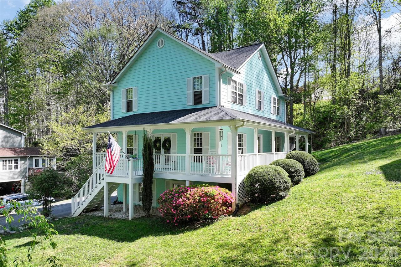 119 Friendly Ln., Asheville, NC 28806
