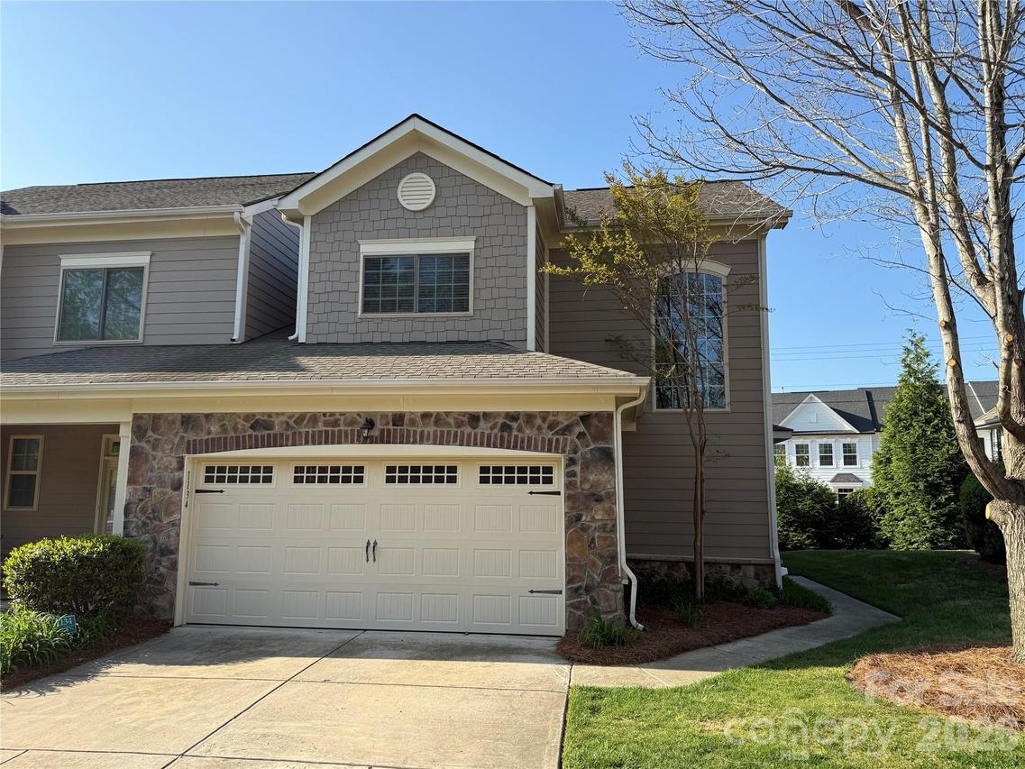 1134 Stuarts Landing Dr., Cramerton, NC 28032