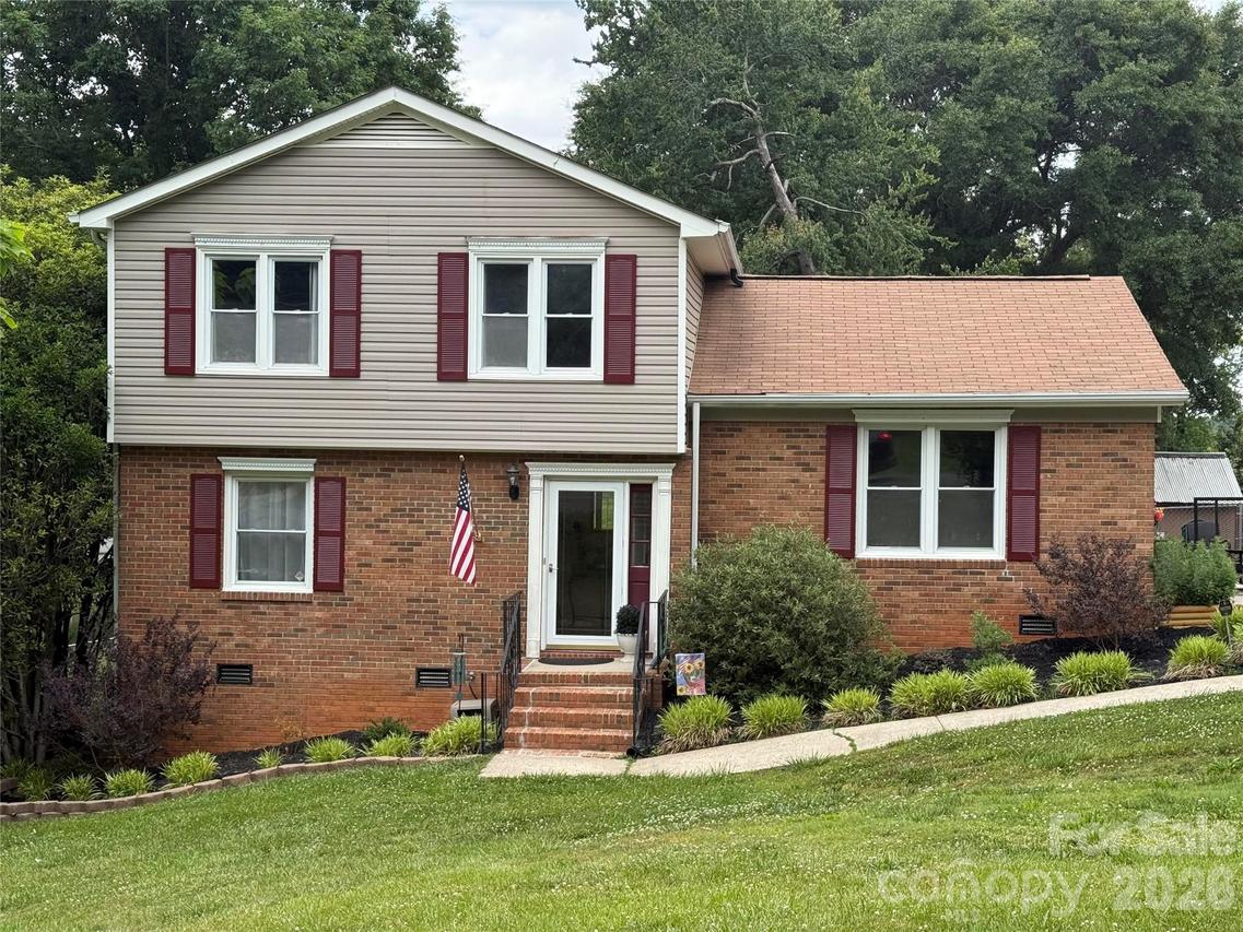 3306 Tamworth Ln., Gastonia, NC 28052
