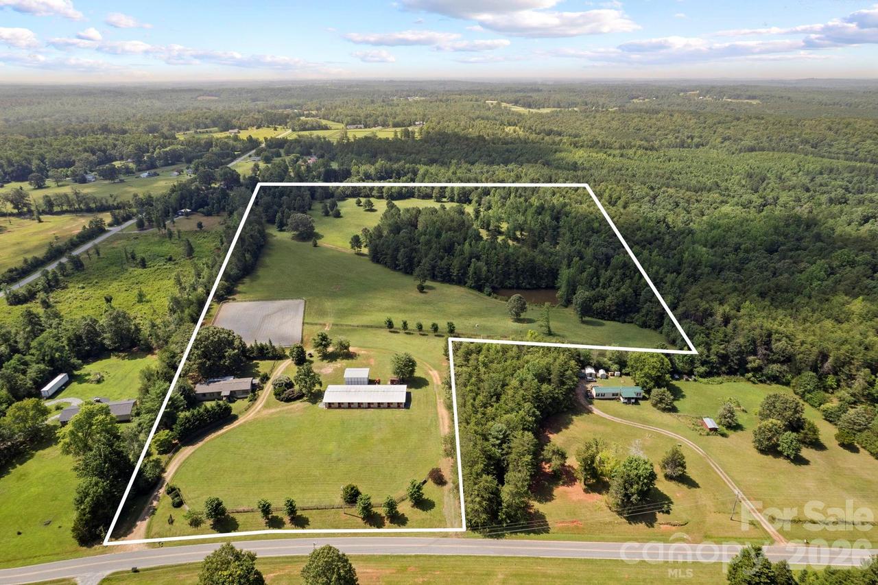 1896 E Green Creek Dr., Tryon, NC 28782