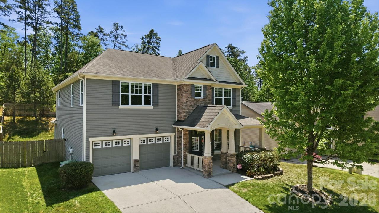 1197 Mckee Farm Ln., Belmont, NC 28012