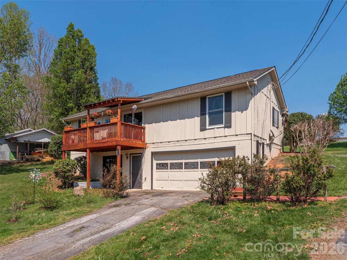 86 Hideaway Ln., Waynesville, NC 28785