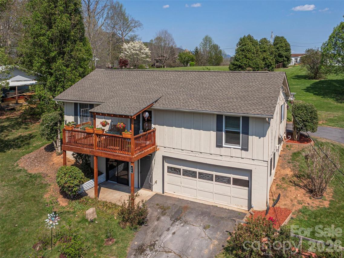 86 Hideaway Ln., Waynesville, NC 28785