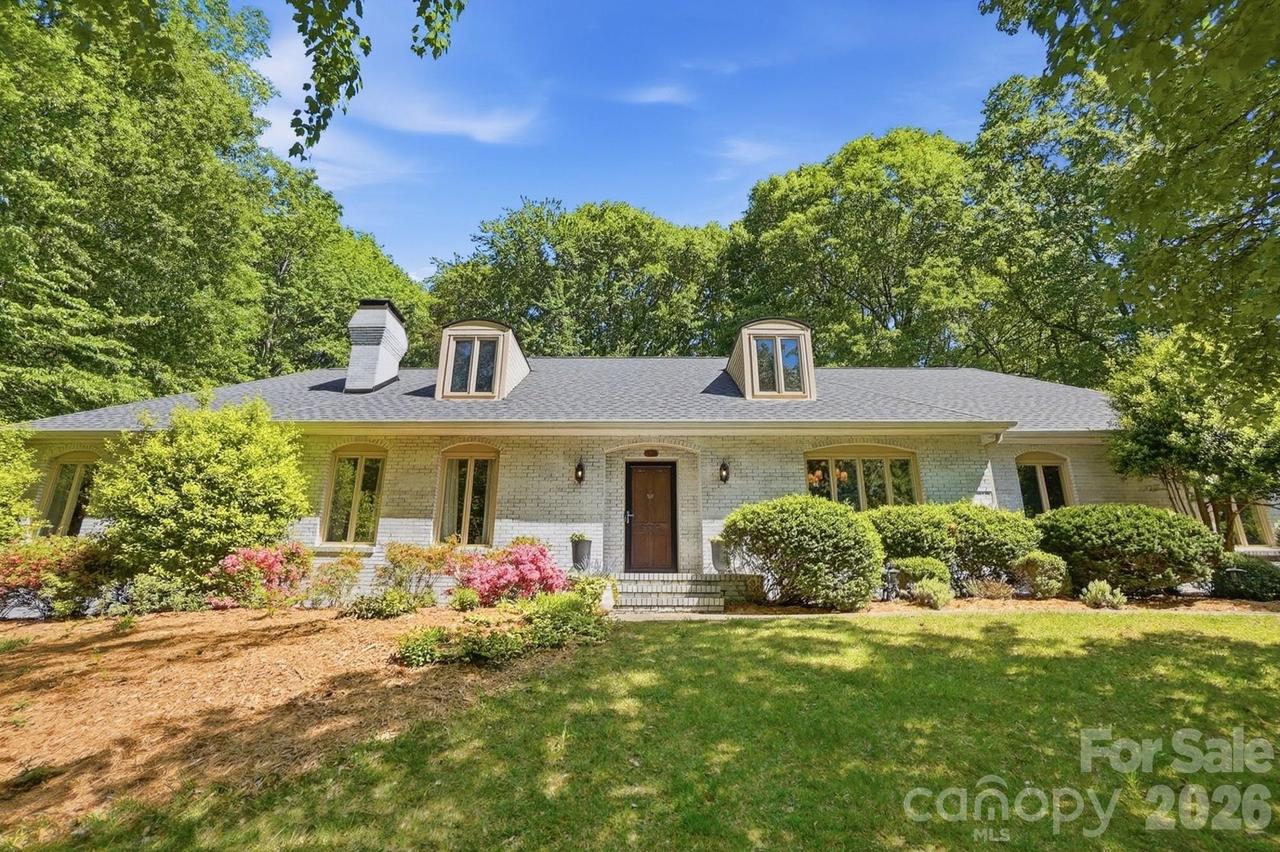 2516 Fairfax Dr., Gastonia, NC 28054