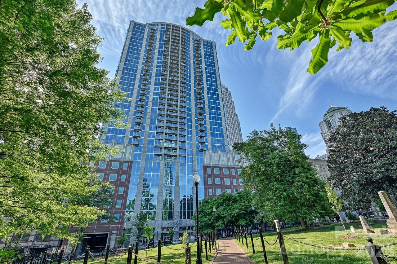 210 N Church St. #1113, Charlotte, NC 28202