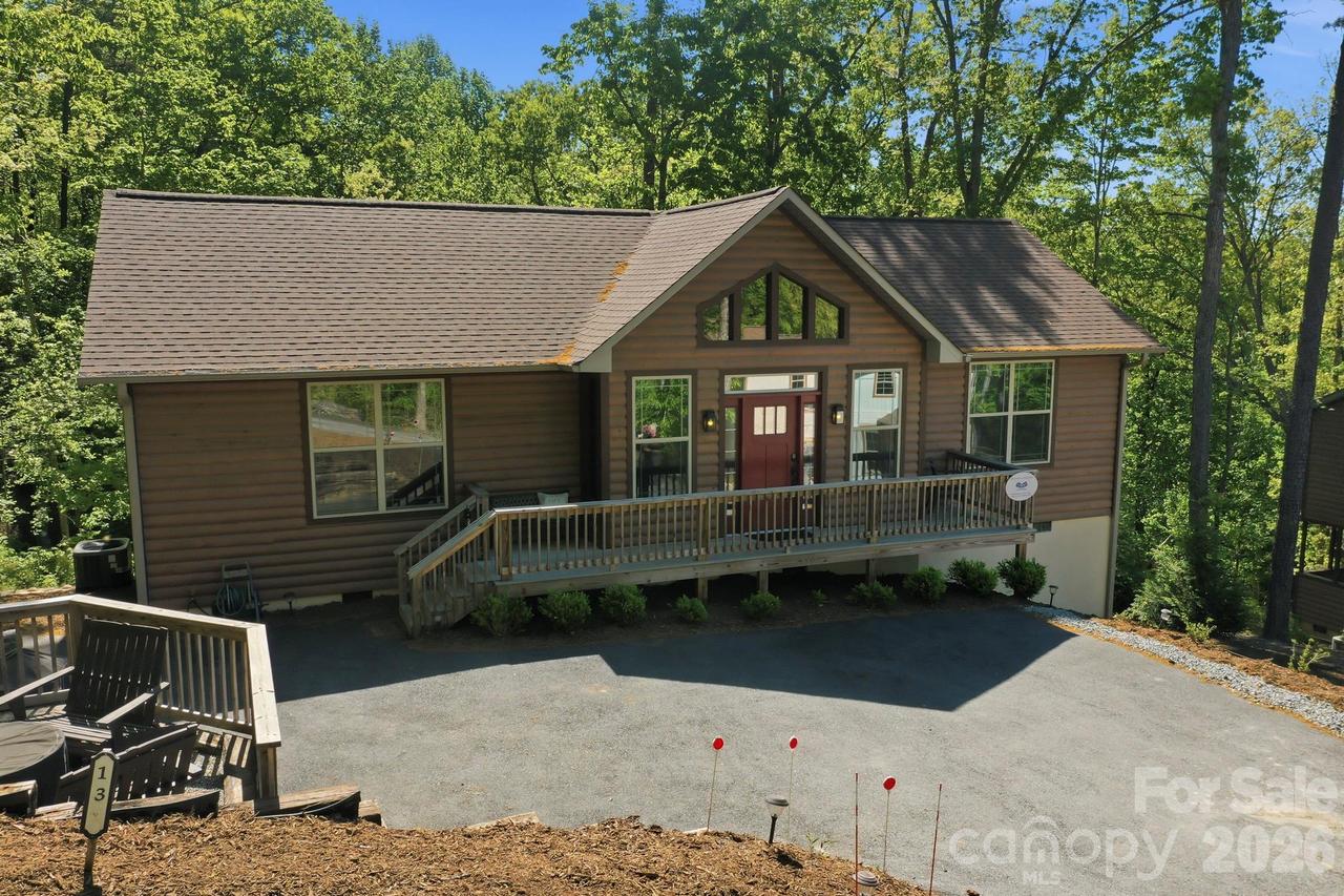 131 Pier Point Dr., Lake Lure, NC 28746